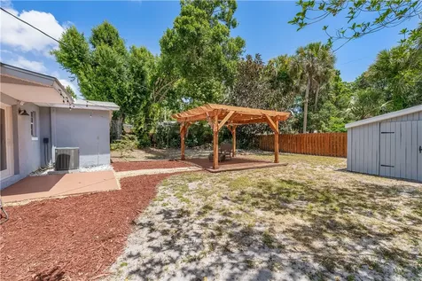 1860 37th Avenue Vero Beach FL 32960