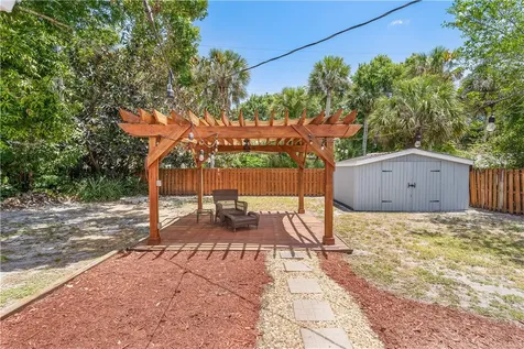 1860 37th Avenue Vero Beach FL 32960