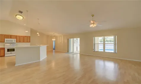 9035 86th Place Vero Beach FL 32967