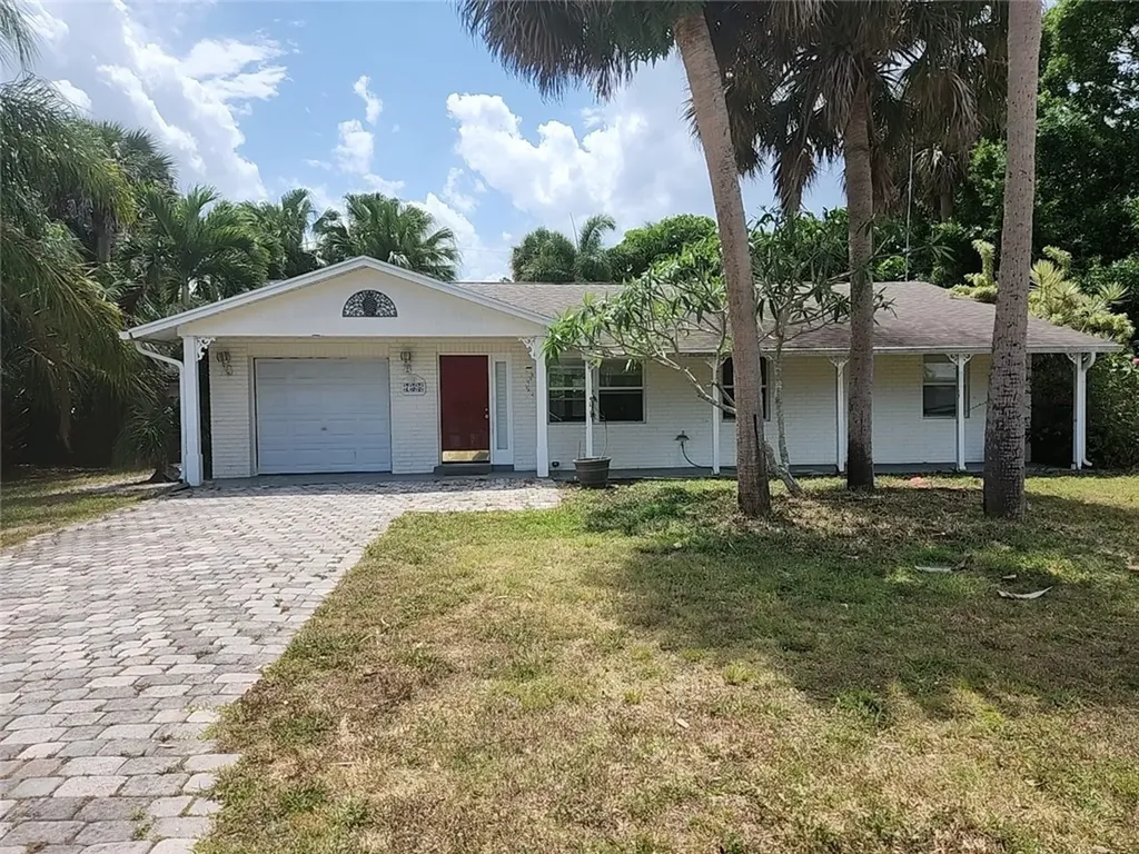 755 39th Avenue Vero Beach FL 32968