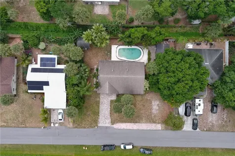 755 39th Avenue Vero Beach FL 32968