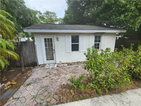 755 39th Avenue Vero Beach FL 32968