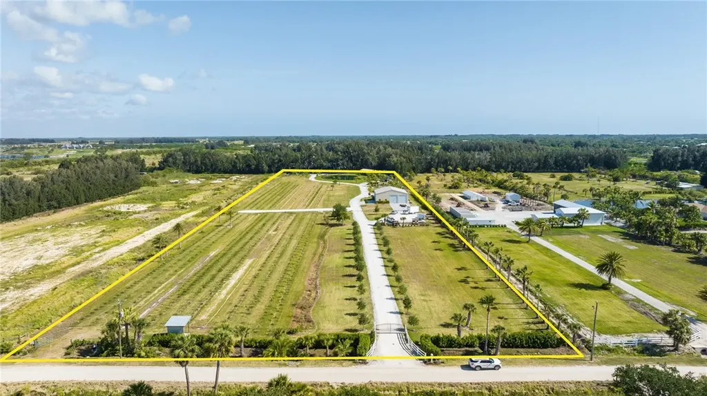 7382 61st Street Vero Beach FL 32967