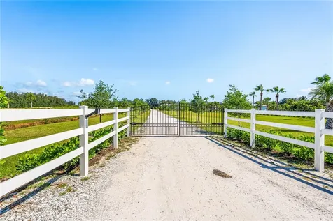 7382 61st Street Vero Beach FL 32967