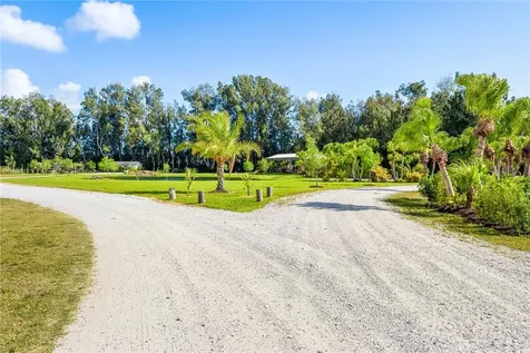 7382 61st Street Vero Beach FL 32967