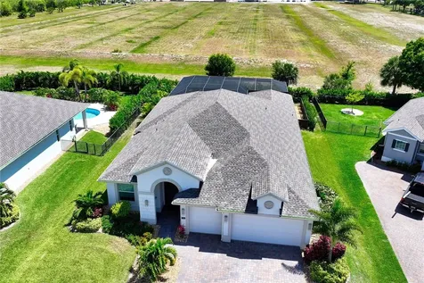 7209 33rd Square Vero Beach FL 32967