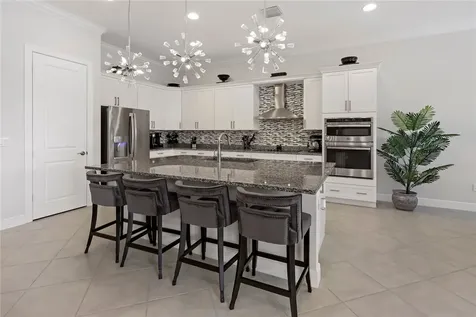 7209 33rd Square Vero Beach FL 32967