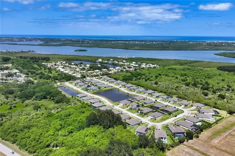 7209 33rd Square Vero Beach FL 32967