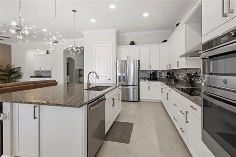7209 33rd Square Vero Beach FL 32967