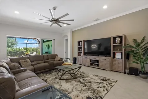 7209 33rd Square Vero Beach FL 32967