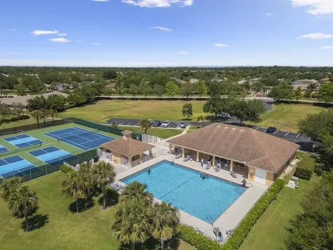 508 Calamondin Way SW Vero Beach FL 32968
