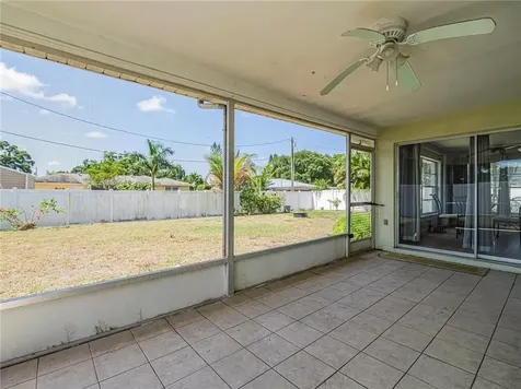4345 21st Lane Vero Beach FL 32966
