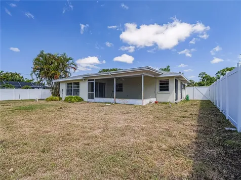 4345 21st Lane Vero Beach FL 32966