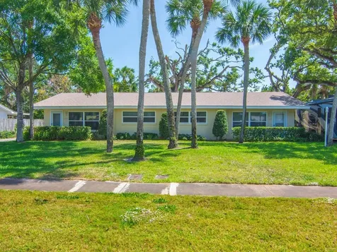 546/556 Azalea Lane Vero Beach FL 32963