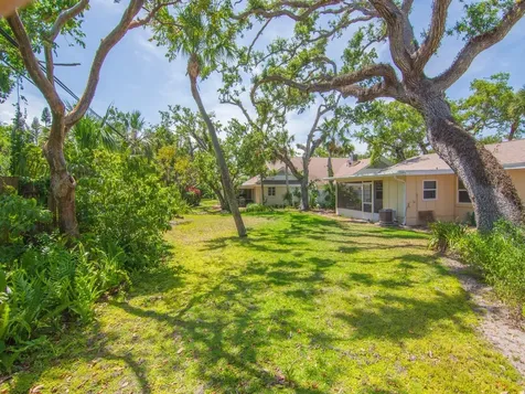 546/556 Azalea Lane Vero Beach FL 32963