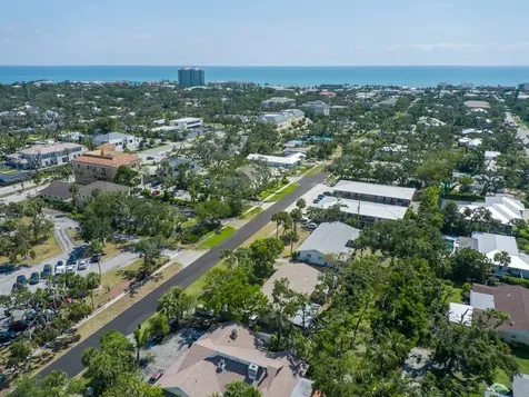546/556 Azalea Lane Vero Beach FL 32963