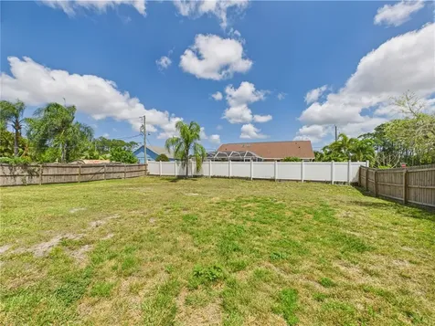 2297 Whiteside Avenue SE Palm Bay FL 32909