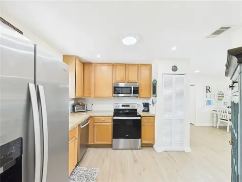 2297 Whiteside Avenue SE Palm Bay FL 32909
