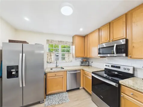 2297 Whiteside Avenue SE Palm Bay FL 32909