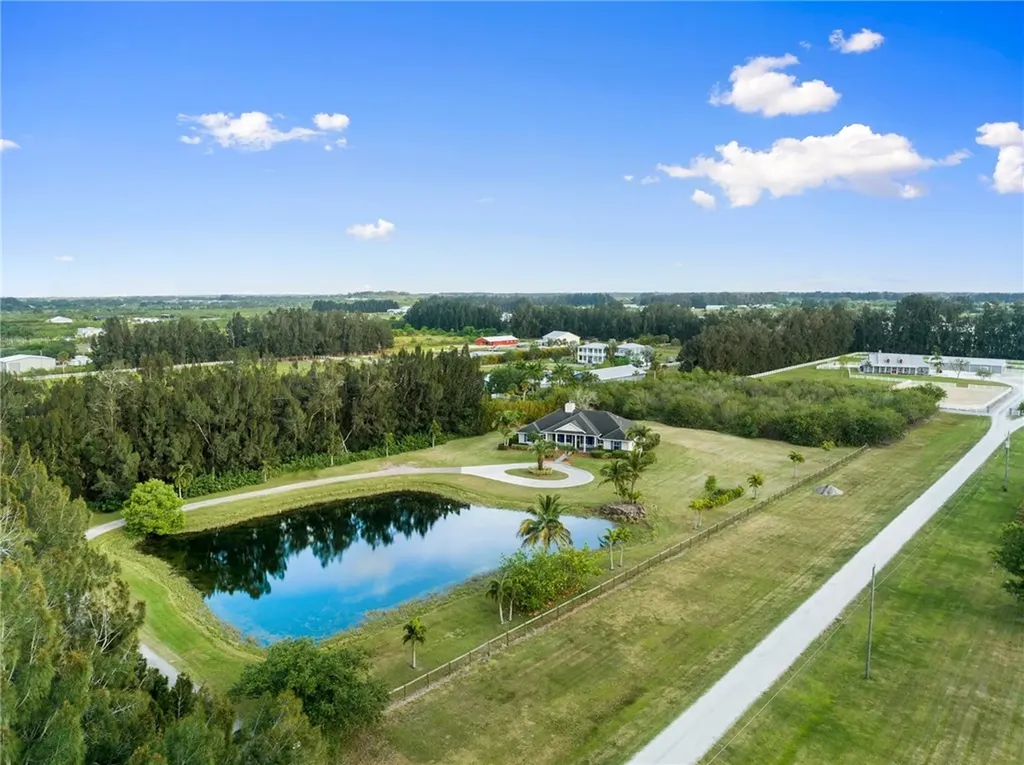 7295 65th Street Vero Beach FL 32967