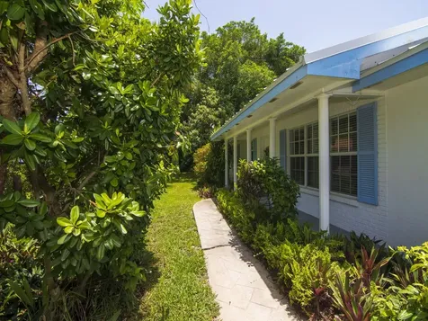 1545 Pelican Lane Vero Beach FL 32963