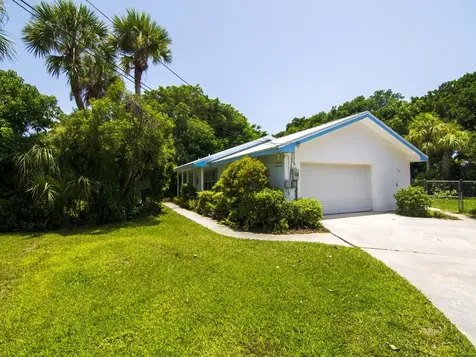1545 Pelican Lane Vero Beach FL 32963