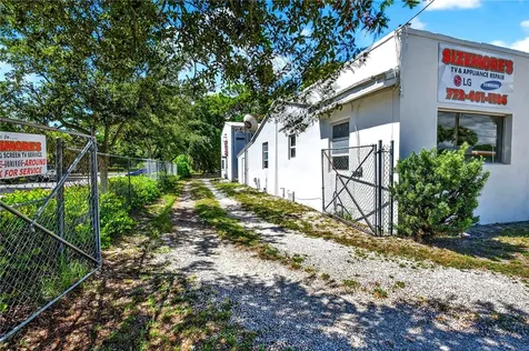 1531 Delaware Avenue Fort Pierce FL 34950