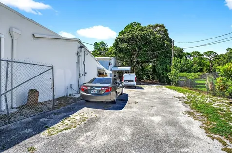 1531 Delaware Avenue Fort Pierce FL 34950