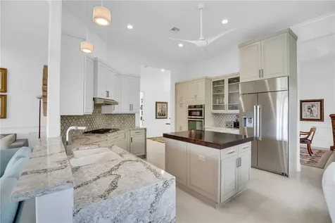 1242 River Reach Drive Vero Beach FL 32967