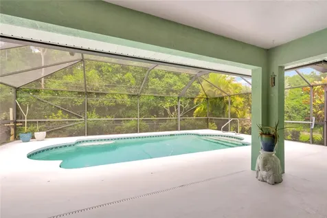8145 95th Court Vero Beach FL 32967