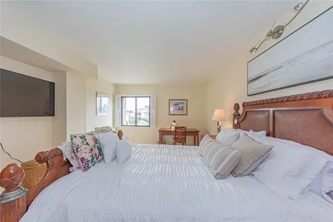 1850 Bay Road Vero Beach FL 32963