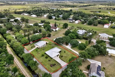 8560 De Haviland Court Vero Beach FL 32968