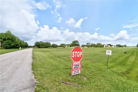 8560 De Haviland Court Vero Beach FL 32968