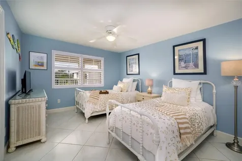 8880 N Sea Oaks Way Vero Beach FL 32963