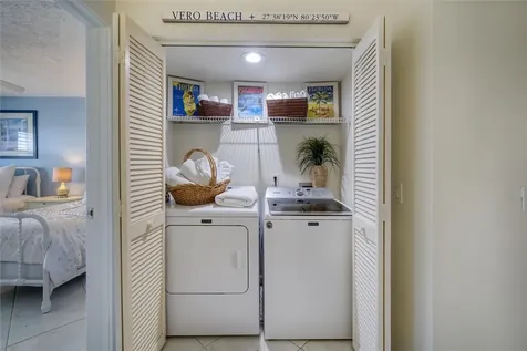 8880 N Sea Oaks Way Vero Beach FL 32963