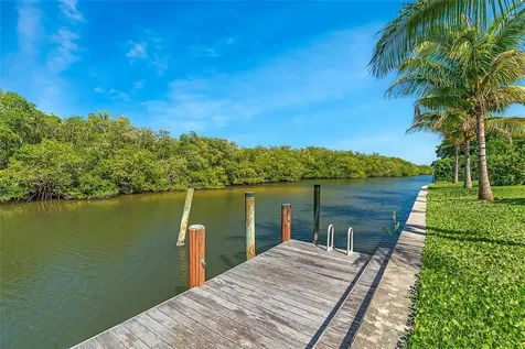 120 Coconut Palm Road Vero Beach FL 32963