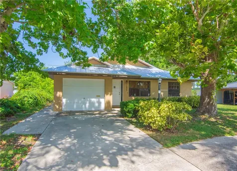 1626 4th Court Vero Beach FL 32960