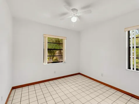 1626 4th Court Vero Beach FL 32960