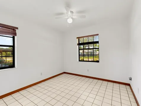 1626 4th Court Vero Beach FL 32960