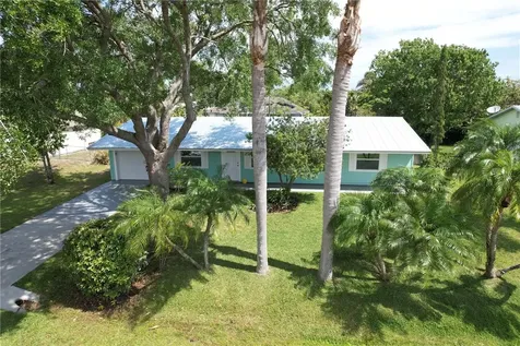 974 Dolphin Avenue Sebastian FL 32958