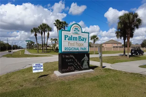 520 Higgs Avenue NW Palm Bay FL 32907
