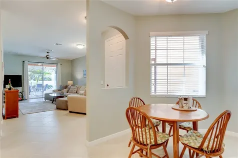 6375 Oxford Circle Vero Beach FL 32966