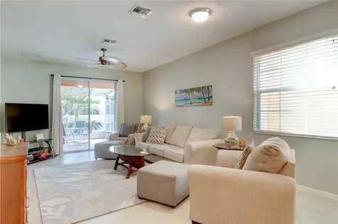 6375 Oxford Circle Vero Beach FL 32966