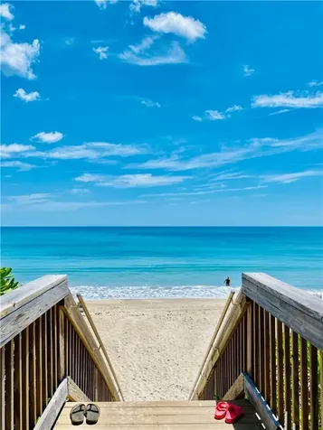 1215 Winding Oaks Circle E Vero Beach FL 32963