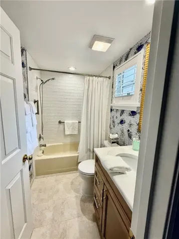 1215 Winding Oaks Circle E Vero Beach FL 32963