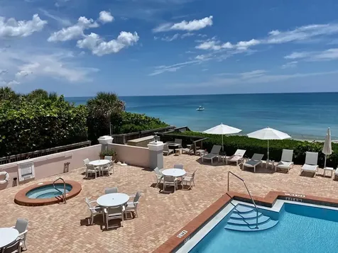 1215 Winding Oaks Circle E Vero Beach FL 32963