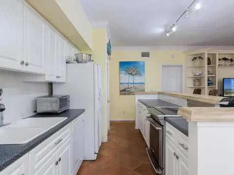 1215 Winding Oaks Circle E Vero Beach FL 32963
