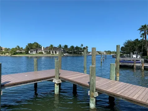 213 Spinnaker Drive Vero Beach FL 32963
