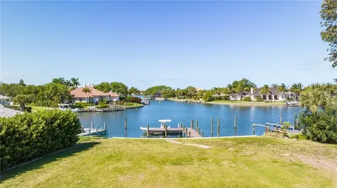 213 Spinnaker Drive Vero Beach FL 32963