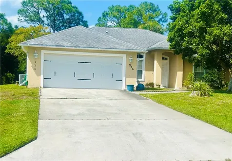 926 18th Street SW Vero Beach FL 32962
